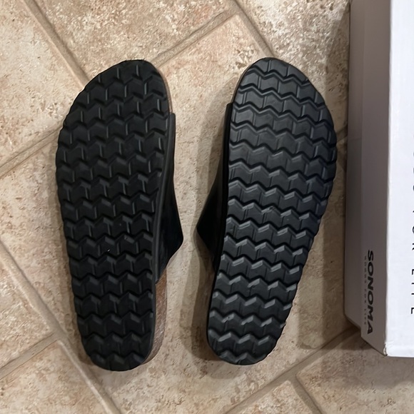 7.5 new with box black leather sandals Sonoma - Picture 2 of 4